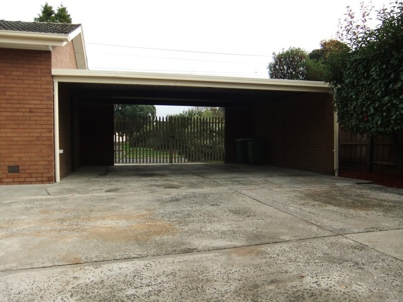 72 Hawthory Road, Kilsyth VIC 3137