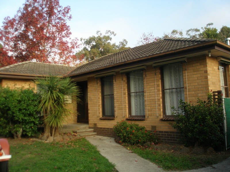 64 Cherylnne Crescent, Kilsyth VIC 3137