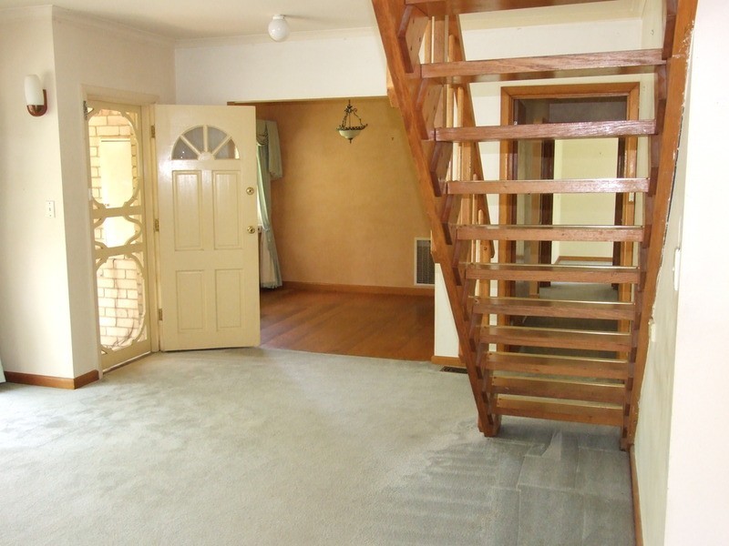 21 Mountain Drive, Mooroolbark VIC 3138