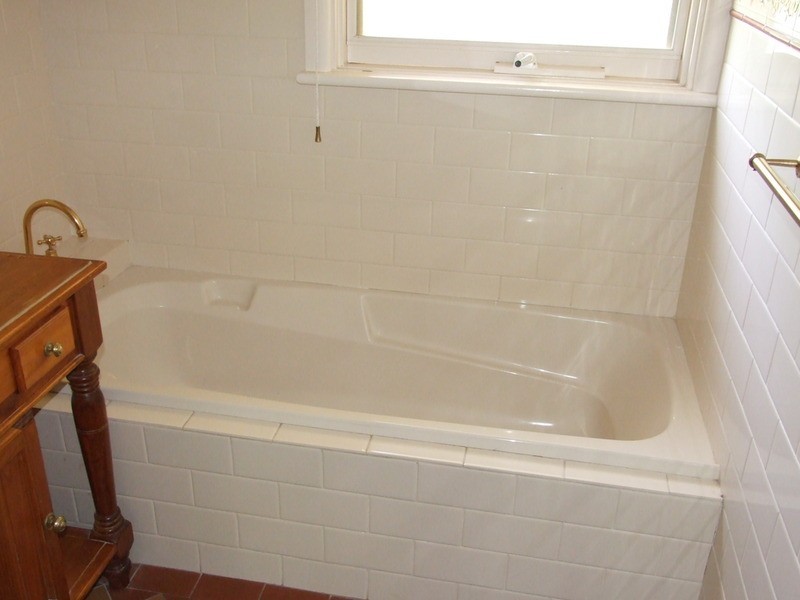 21 Mountain Drive, Mooroolbark VIC 3138