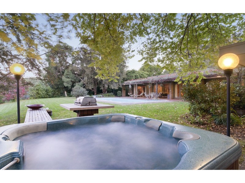 ‘Tandridge’ 538-540 Hull Road, Lilydale VIC 3140