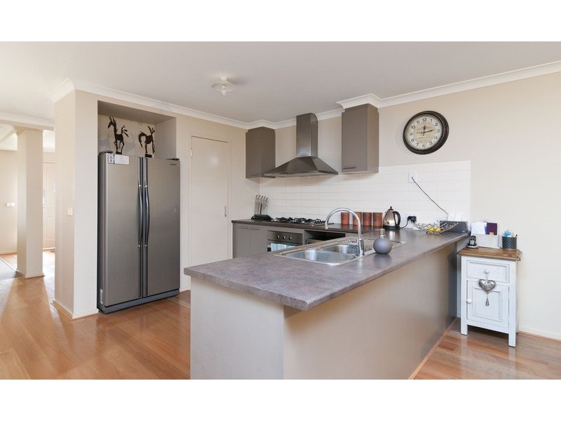 72 Larbert Road, Mooroolbark VIC 3138