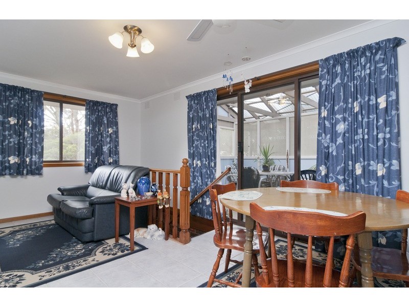 6 Brenda Court, Croydon VIC 3136