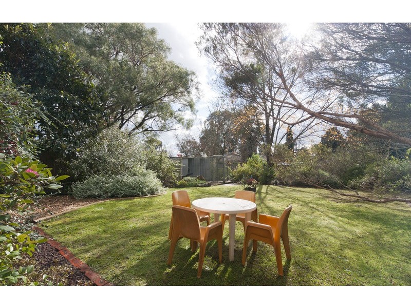 6 Brenda Court, Croydon VIC 3136