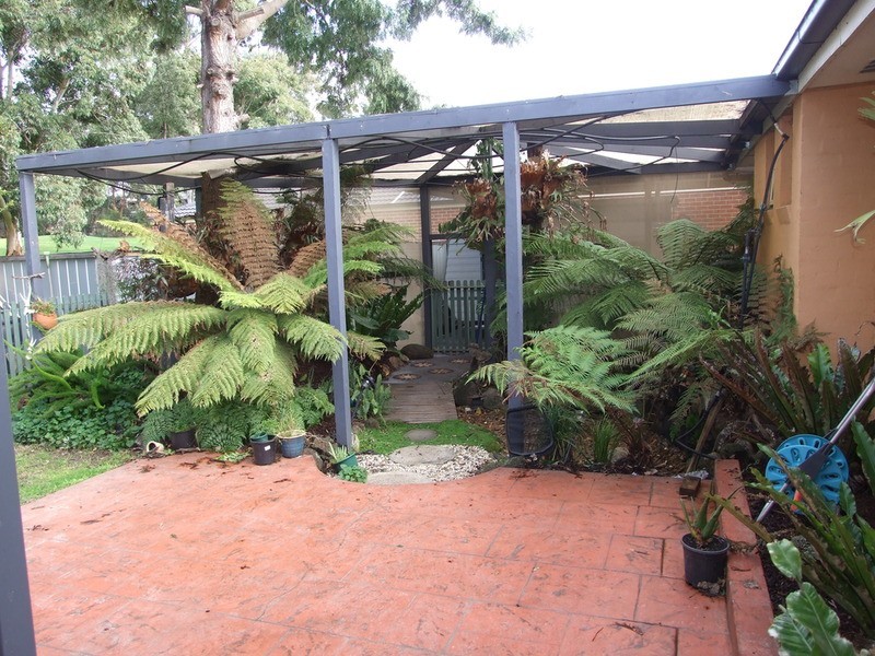 2/137 Switchback Road, Chirnside Park VIC 3116