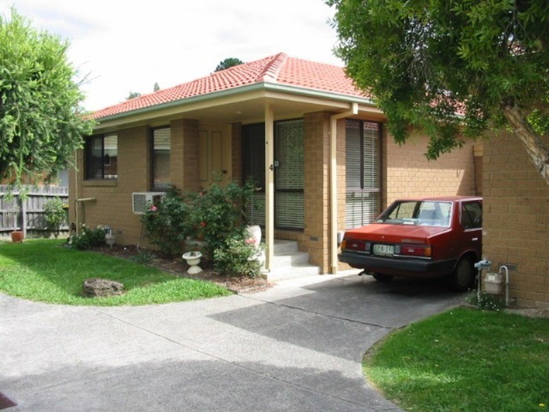 4/112 Sherlock Road, Mooroolbark VIC 3138