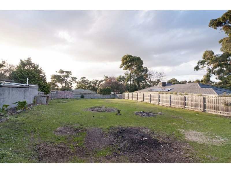 3 Hope Avenue, Montrose VIC 3765