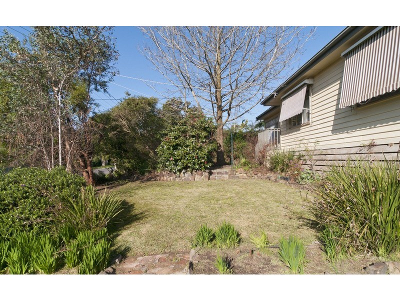 17 Hansen Road, Kilsyth VIC 3137