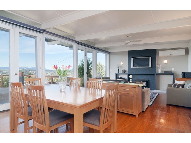 63 Victoria Road, Chirnside Park VIC 3116