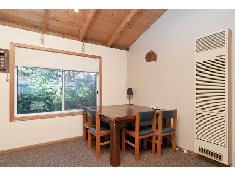 99 Fernhill Road, Mount Evelyn VIC 3796