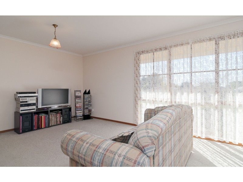 14 Partridge Way, Mooroolbark VIC 3138