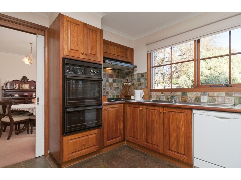 14 Partridge Way, Mooroolbark VIC 3138
