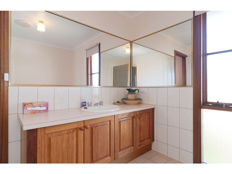 14 Partridge Way, Mooroolbark VIC 3138