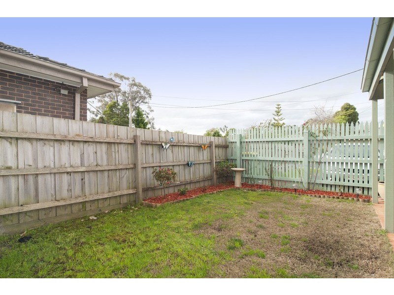 1B Monaro Court, Mooroolbark VIC 3138