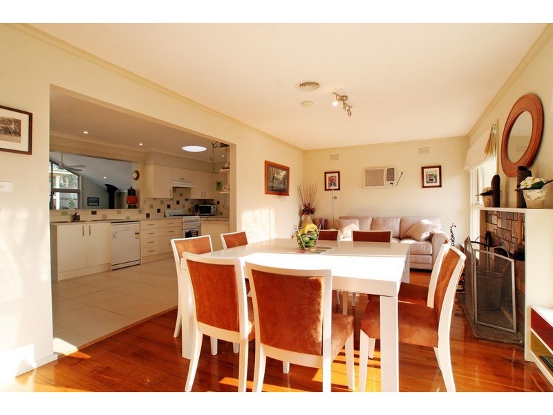 1 Eliot Court, Mooroolbark VIC 3138