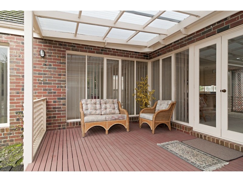 2/16 Charles Street, Mooroolbark VIC 3138