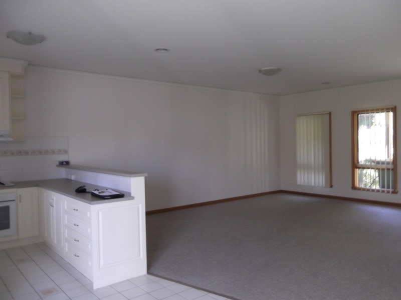 3/5 Charles Street, Mooroolbark VIC 3138
