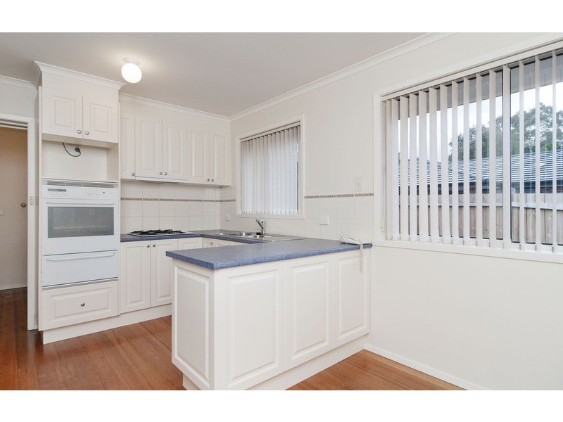 16 Lockhart Court, Kilsyth VIC 3137