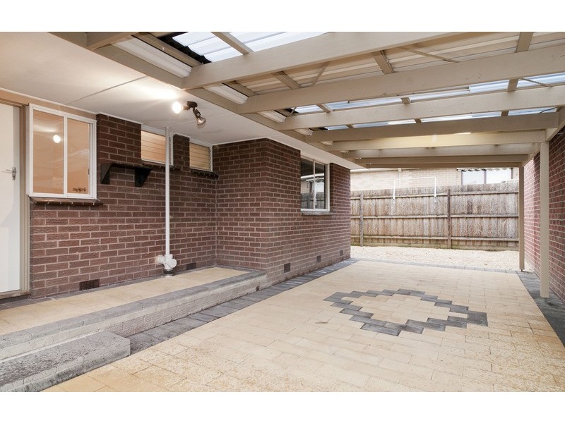 16 Lockhart Court, Kilsyth VIC 3137