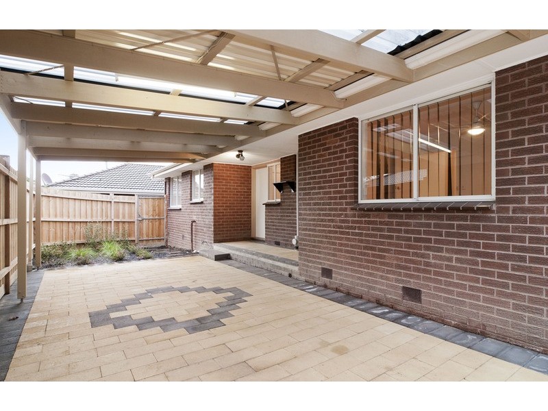 16 Lockhart Court, Kilsyth VIC 3137