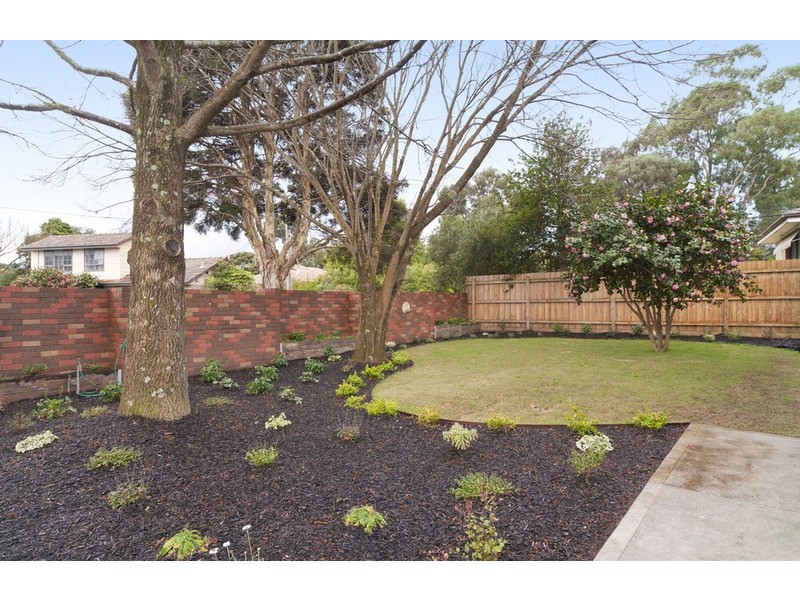 16 Lockhart Court, Kilsyth VIC 3137