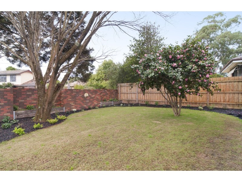 16 Lockhart Court, Kilsyth VIC 3137