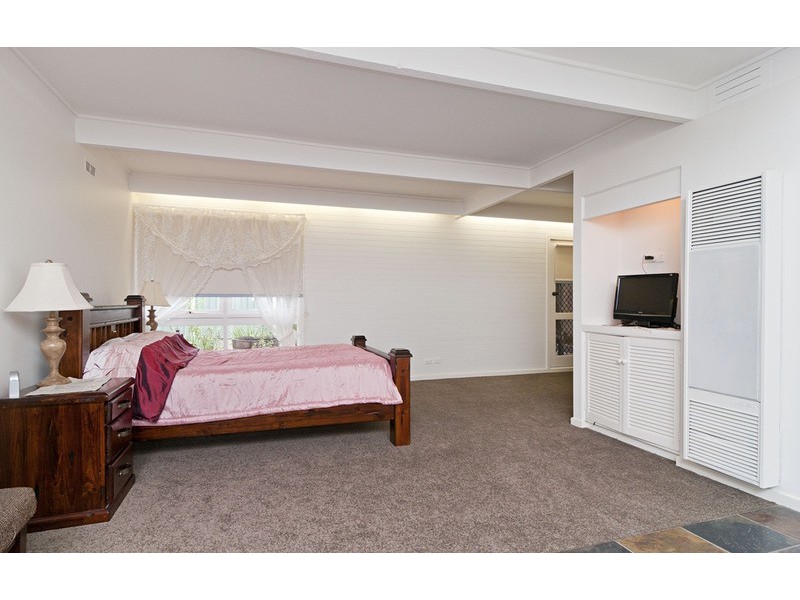 2 Bulga Street, Mooroolbark VIC 3138