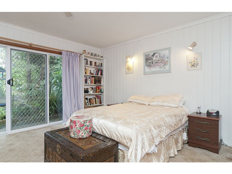 6 Sheldon Avenue, Mooroolbark VIC 3138