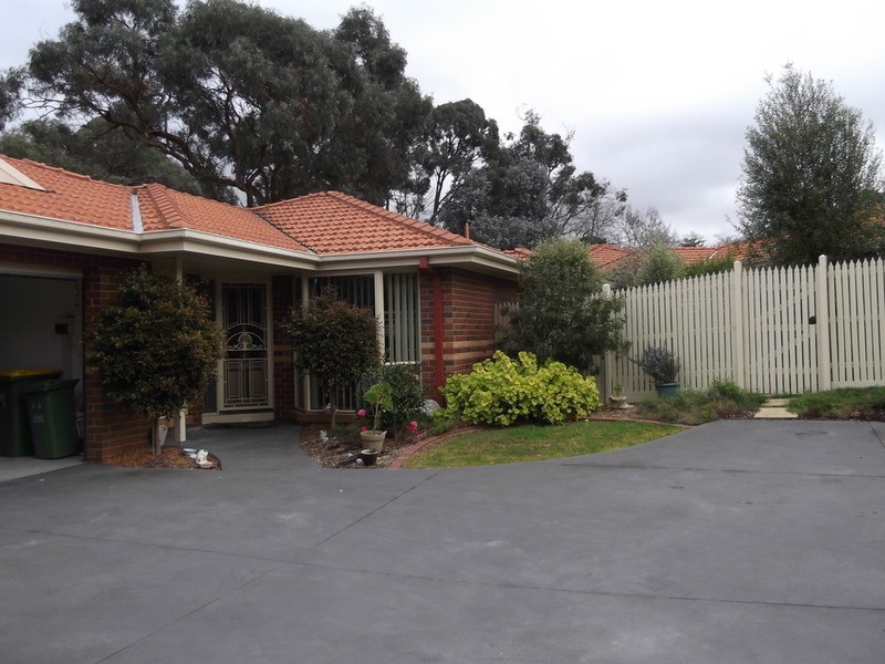 4/8 Devenish Avenue, Montrose VIC 3765