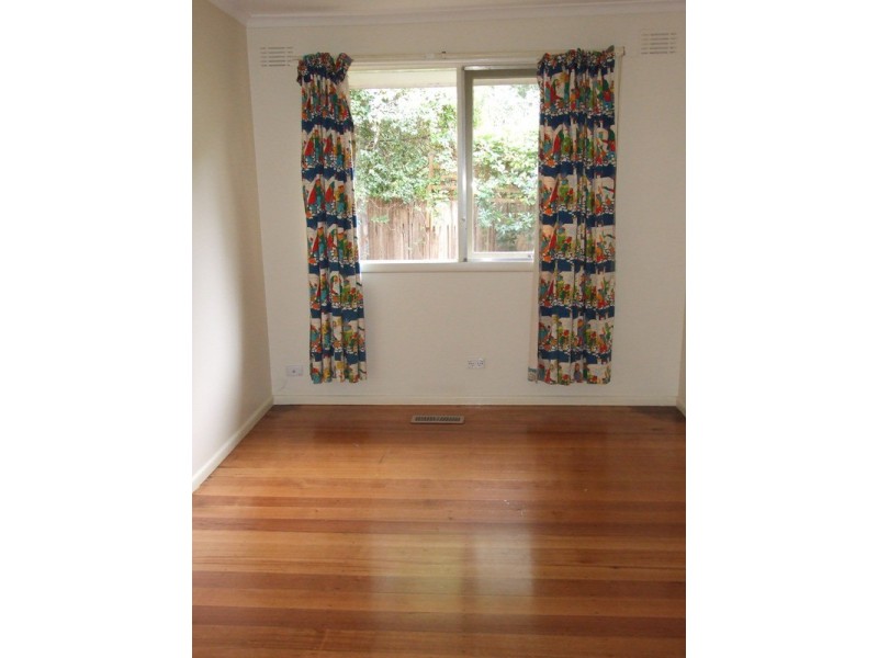 1 Judith Court, Croydon VIC 3136