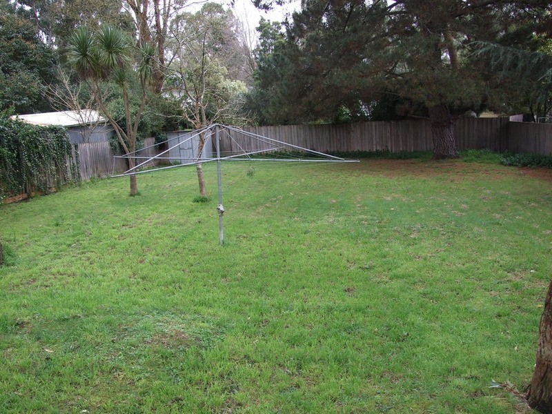 1 Judith Court, Croydon VIC 3136