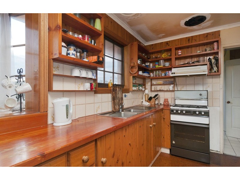 10 Bridges Avenue, Mooroolbark VIC 3138