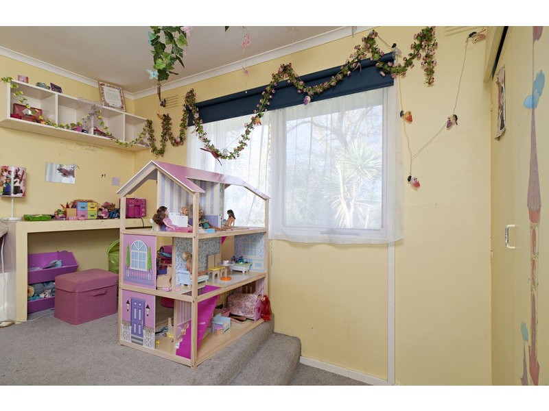 10 Bridges Avenue, Mooroolbark VIC 3138