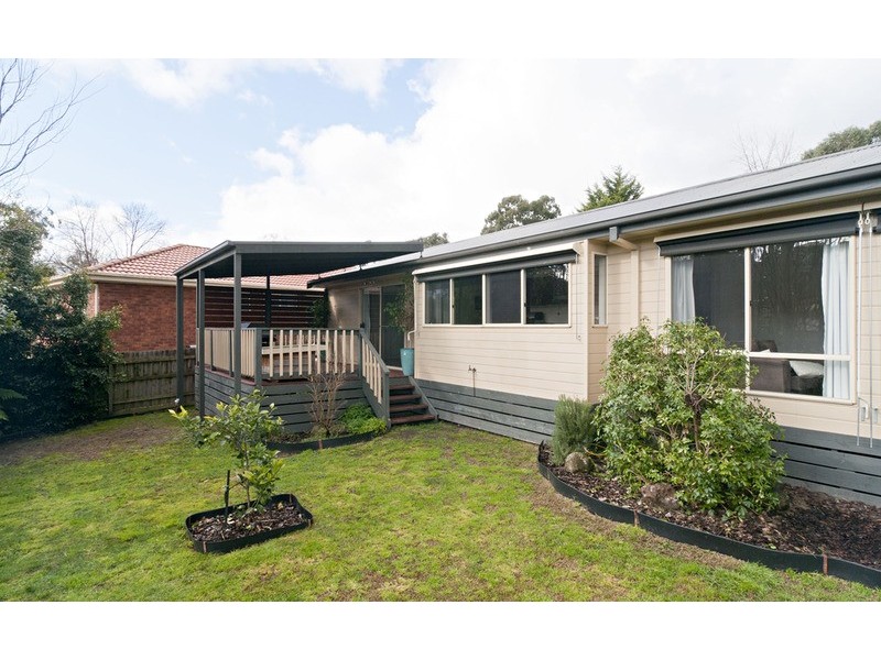 361a Hull Road, Mooroolbark VIC 3138