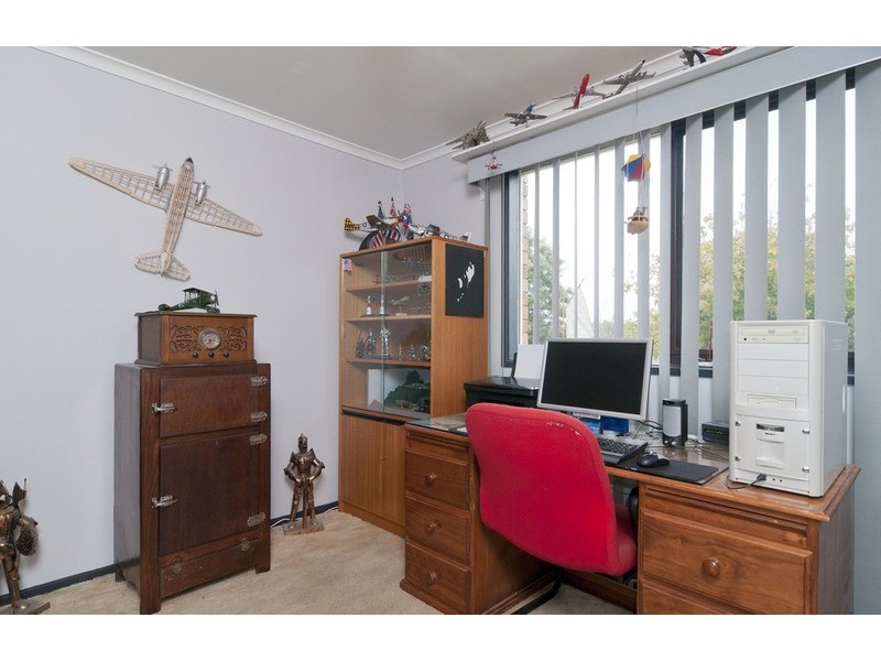 9 Barker Drive, Mooroolbark VIC 3138