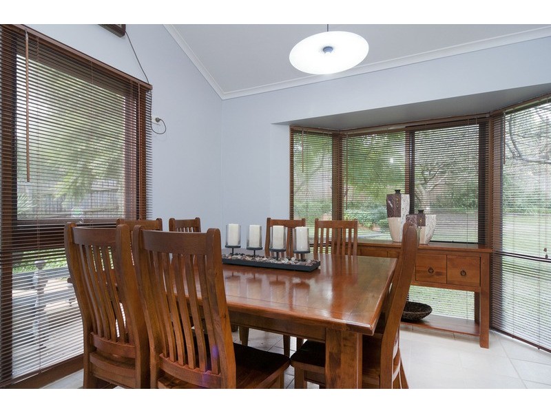 2 Clarendon Court, Mooroolbark VIC 3138