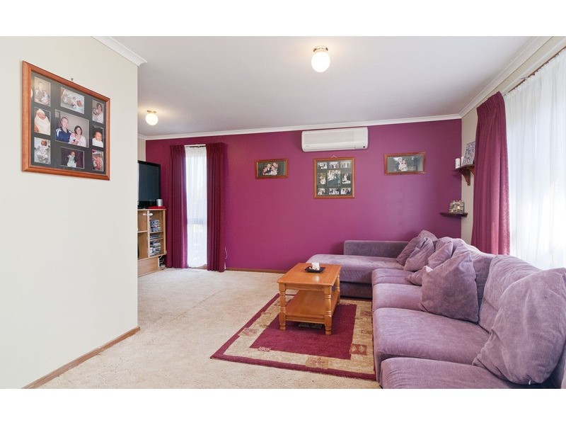 8 Milgate Court, Mooroolbark VIC 3138