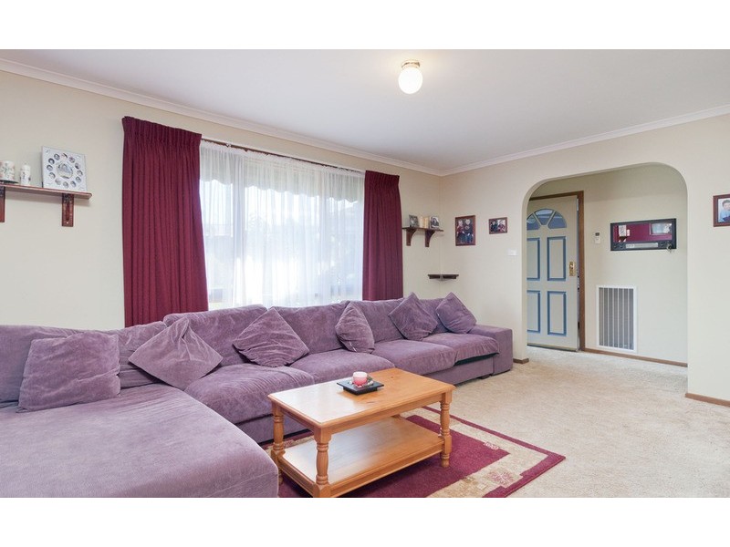 8 Milgate Court, Mooroolbark VIC 3138