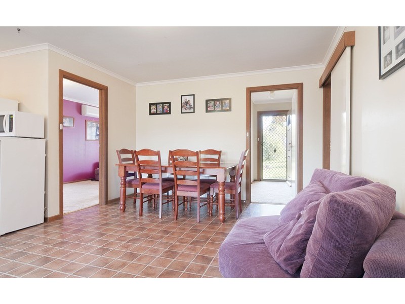 8 Milgate Court, Mooroolbark VIC 3138