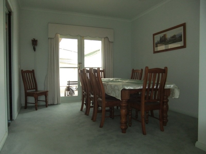 5 Hilton Place, Mooroolbark VIC 3138