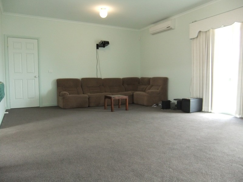 5 Hilton Place, Mooroolbark VIC 3138