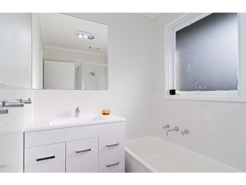 1/24 Garden Street, Kilsyth VIC 3137