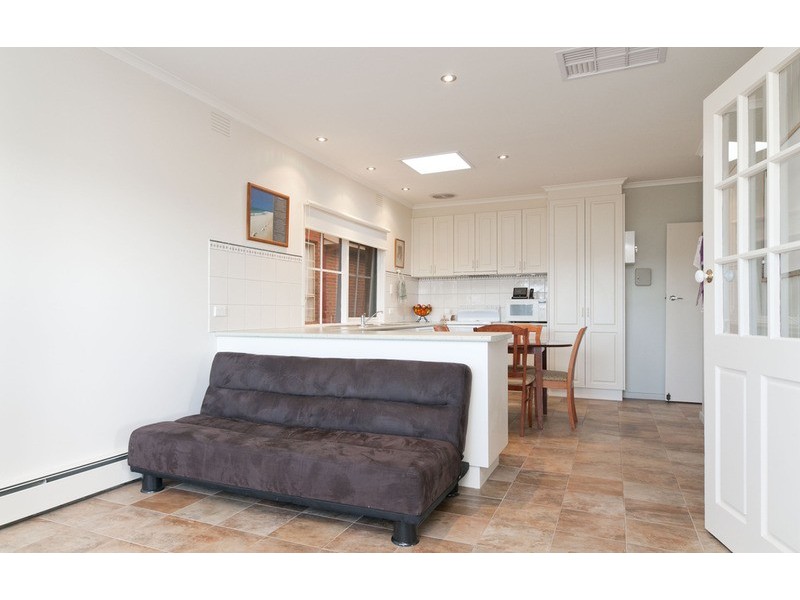 6 St Andrews Drive, Chirnside Park VIC 3116