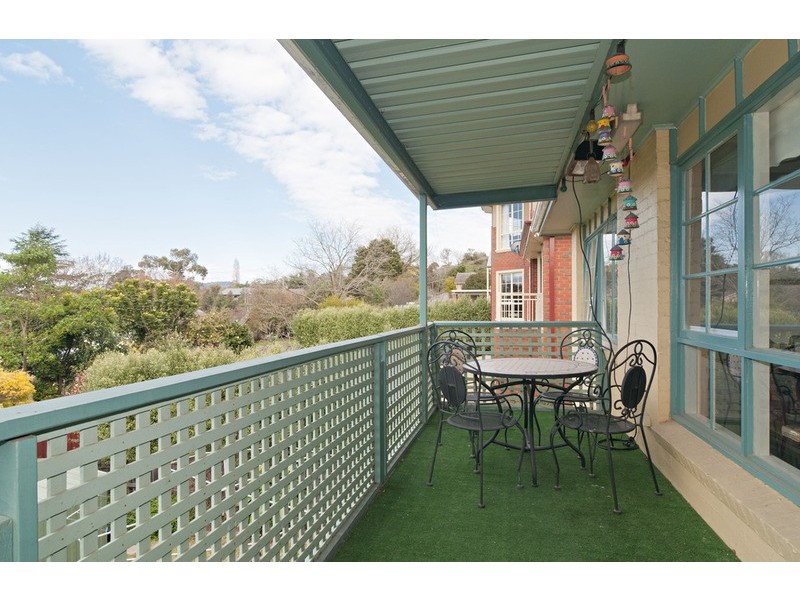 6 St Andrews Drive, Chirnside Park VIC 3116