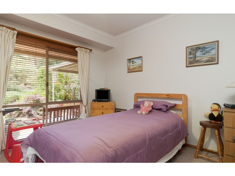 6 Chapman Court, Mooroolbark VIC 3138