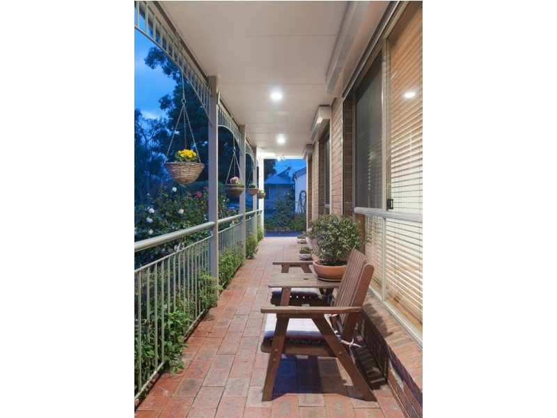 6 Chapman Court, Mooroolbark VIC 3138