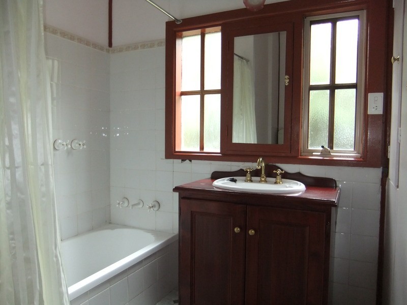 61 Surrey Road East, Croydon VIC 3136