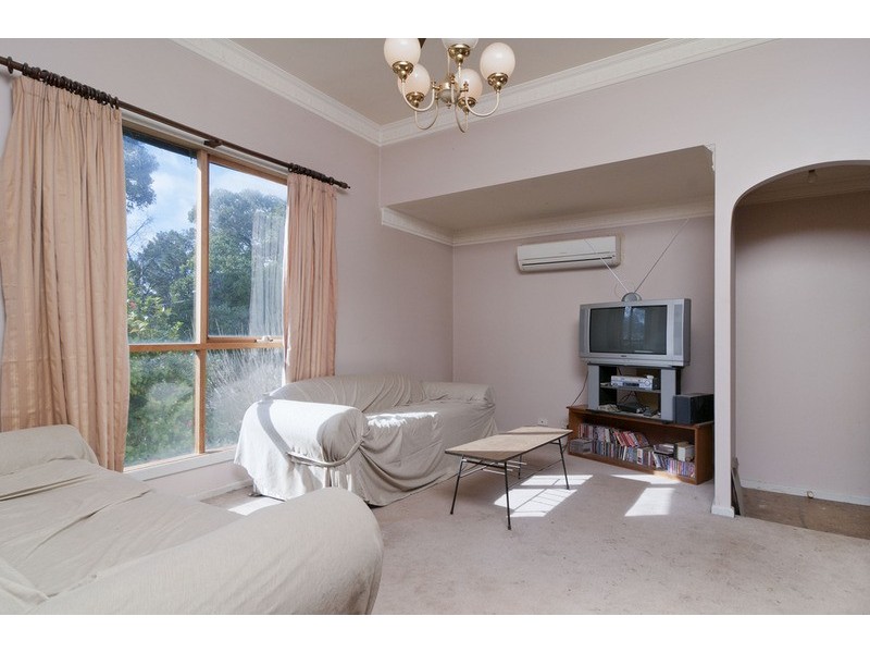 35 Leith Road, Montrose VIC 3765