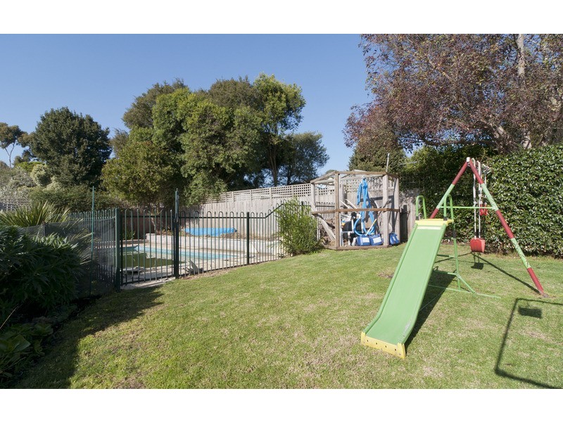 10 Huntingdale Drive, Chirnside Park VIC 3116