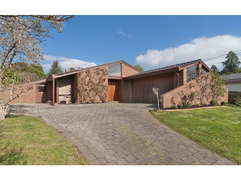 10 Huntingdale Drive, Chirnside Park VIC 3116